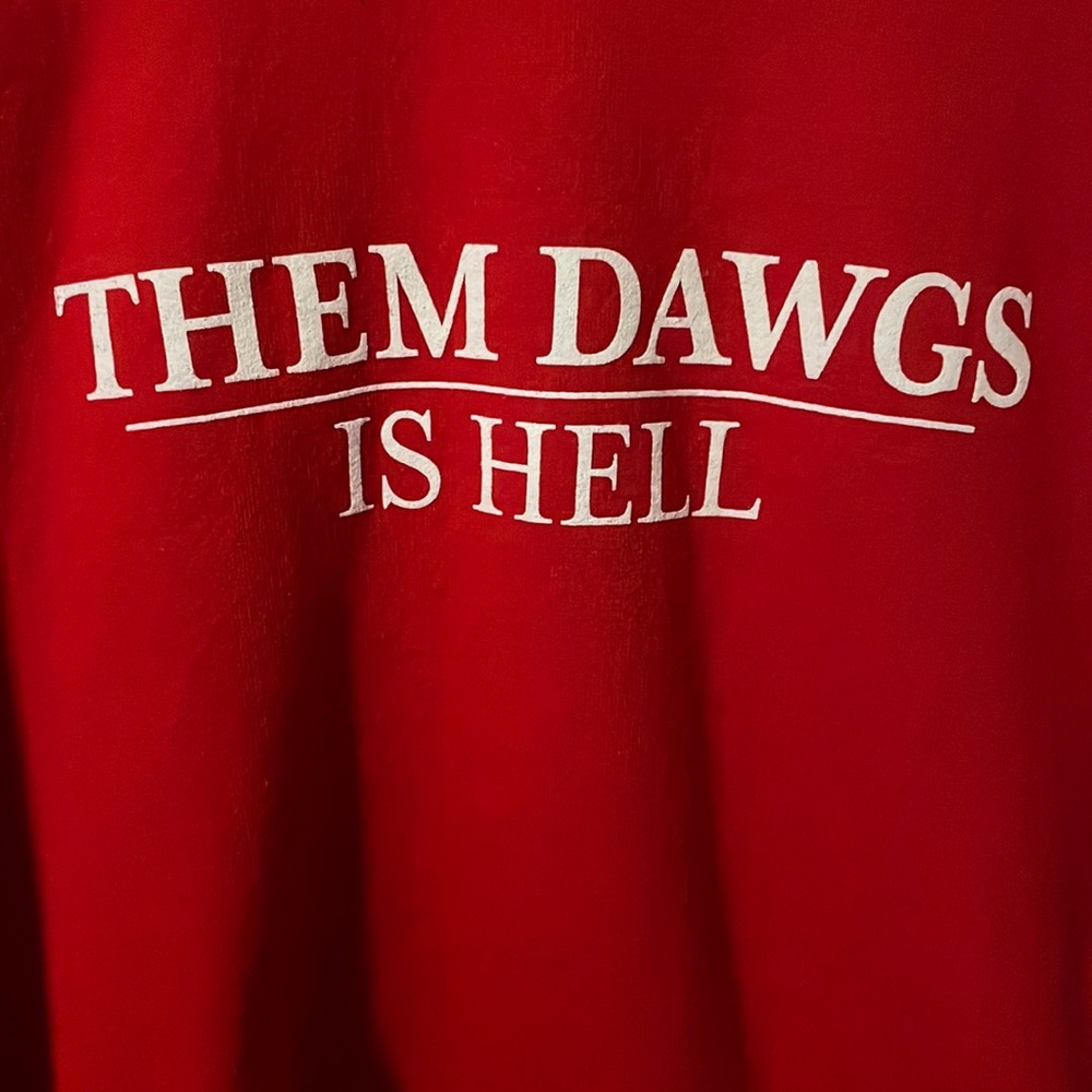UGA sweatshirt